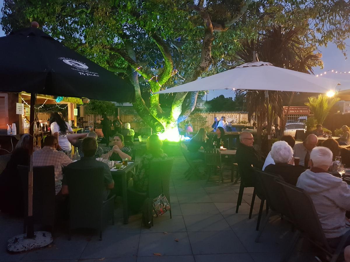 Talisman Hotel & Restaurant Katikati Luaran gambar
